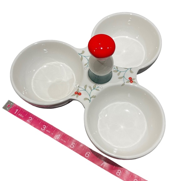 Pfaltzgraff Winterberry Divided Dish Three Bowls  with Sculpted Handles EUC - Picture 6 of 8